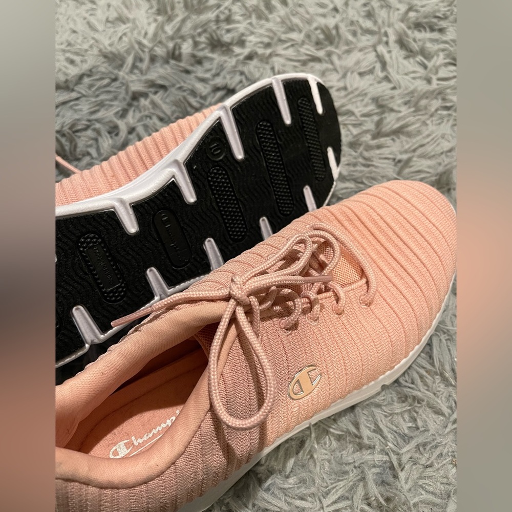 Champion, pink memory foam sneakers